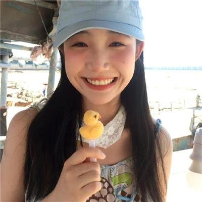 以遇刺为生的女人